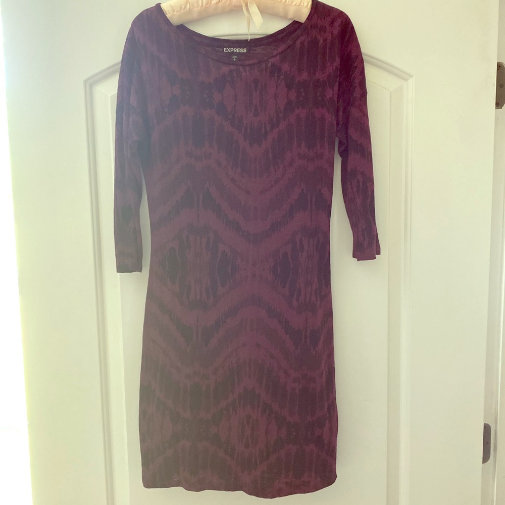 Express print shift dress